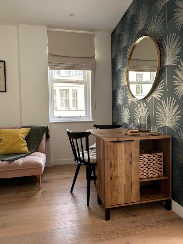 Apartmán Contemporary Pied A Terre In The Heart Of Bath Exteriér fotografie